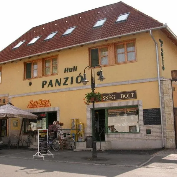 Huli Panzio, отель в Токае
