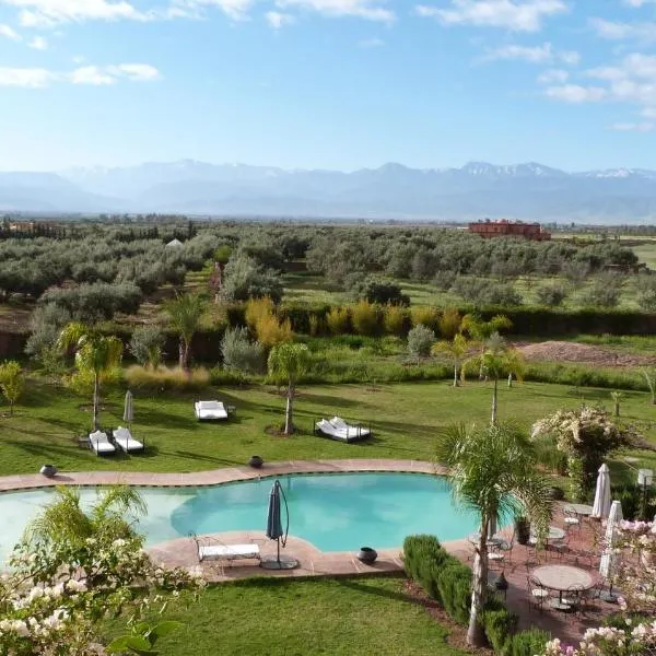 Riad Al Mendili Private Resort & Spa، فندق في حد عبد الله ريات