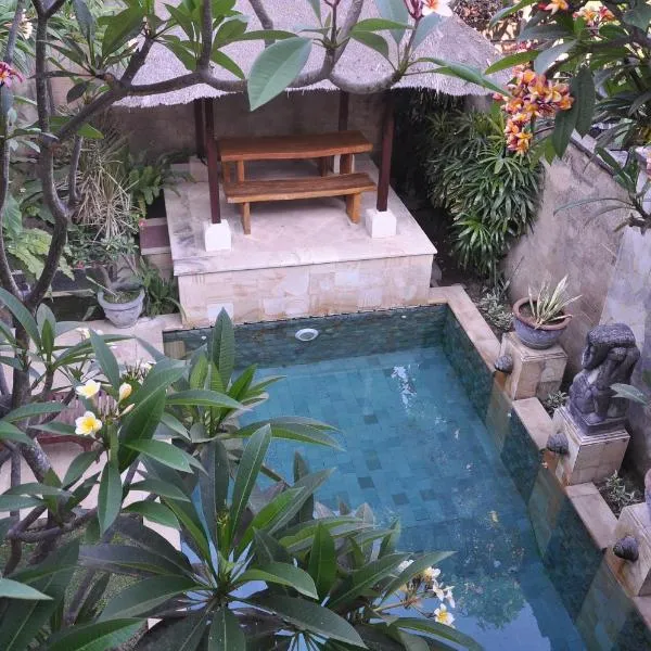 Ngetis Home Stay โรงแรมในซานูร์