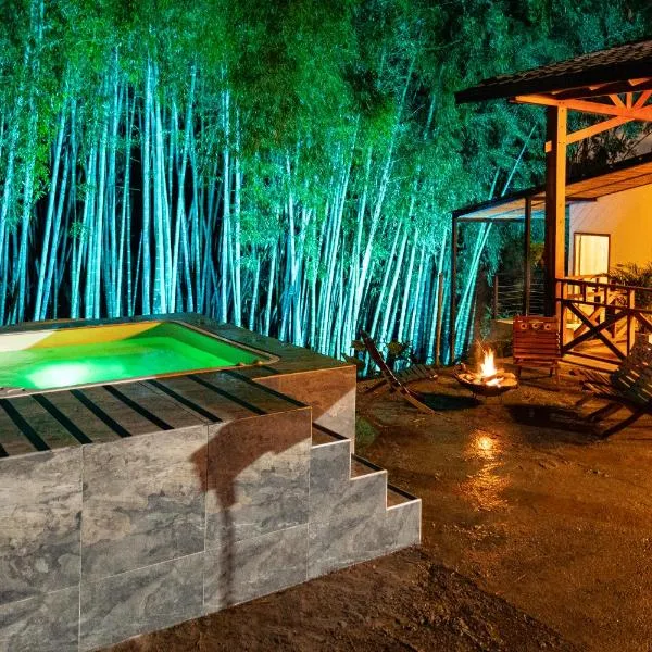Jacuzzi Privado Eje Cafetero, bambú Naturaleza&paz a 12 min de la ciudad, hotel din Pereira