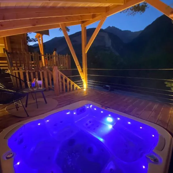 Chalet l'Empreinte, hotel Saint-Étienne-de-Tinée-ben