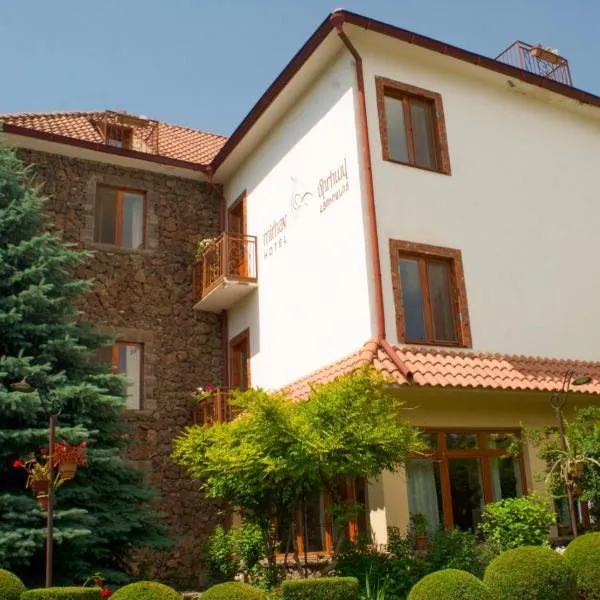 Hotel Mirhav, hotel a Goris