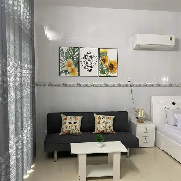 Nina homestay P1,P4 โรงแรมในẤp Mỹ Qứi