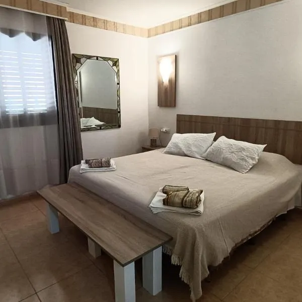 Casa Isabel, the perfect home for your holidays in Corralejo, hotel u gradu Koraleho