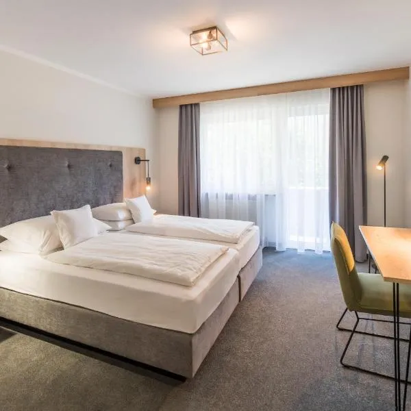 Hotel Schwan, hotel v destinaci Pottenstein