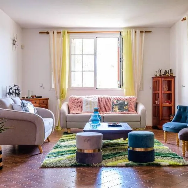 Grande villa avec piscine, hotel v destinaci Saint-François