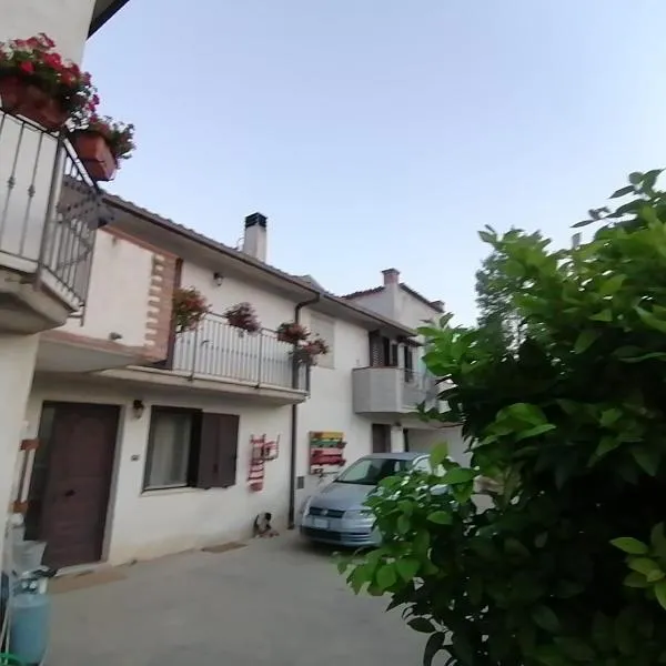 Il Casale dell'Artista, hotel v destinaci Laino Borgo