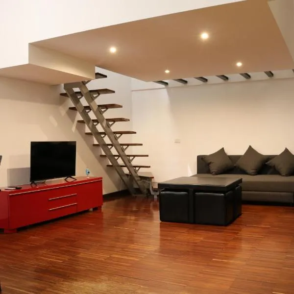 Cozy & large Loft