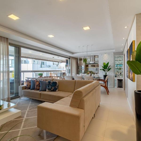Luxuoso Apartamento em Condomínio com Piscina - Foto 2