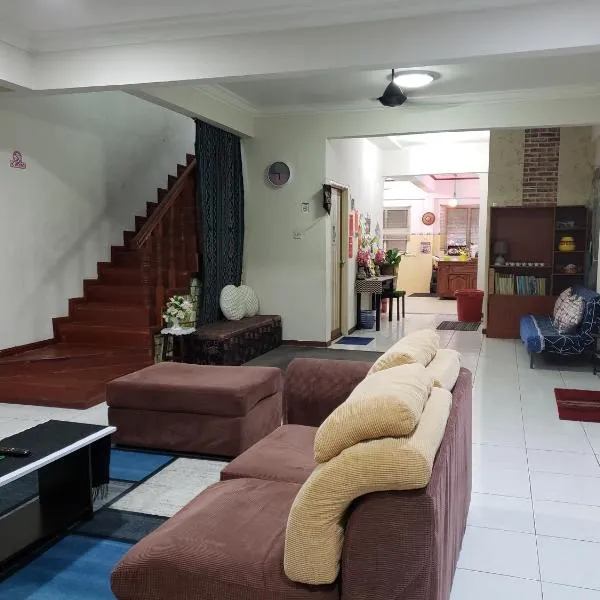 D'Hartamas Guesthouse, hotel v destinaci Tuaran