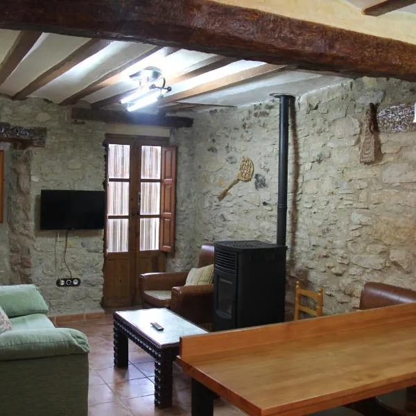 Casa Rústica en Villafranca del Cid con vistas a la montaña "Els Arenals", hotel i Villafranca del Cid