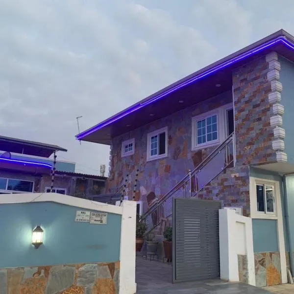 Lady M guest House, hotel v destinaci Tema