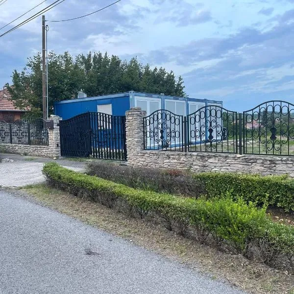 Viesnīca LakePark Apartman pilsētā Bekecs
