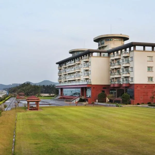 Seaspovill Resort, hotel Szamcshokban