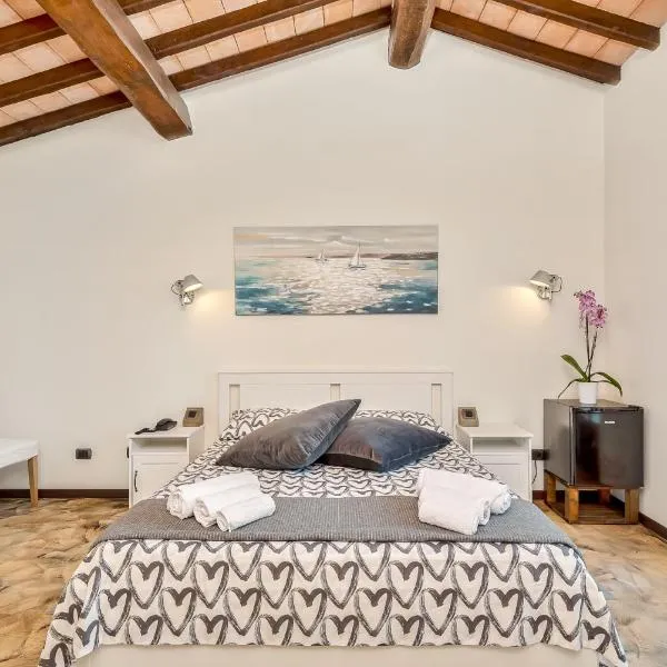 Hotel la Pietra restaurant, hotel v destinaci Fosdinovo