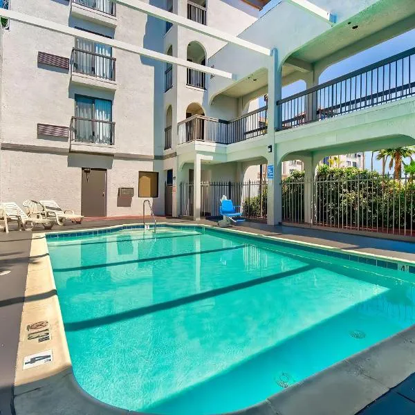 Studio 6 Suites Lawndale, CA South Bay, hotel v destinaci Lawndale