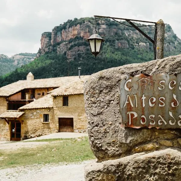 Cases Altes de Posada, hotel en Navès