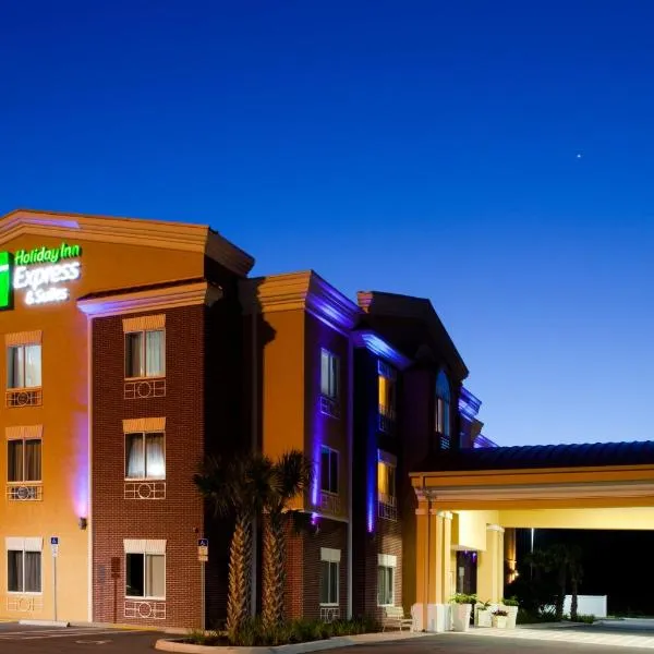 Holiday Inn Express Hotel & Suites Brooksville-I-75 by IHG, hotel i Ridge Manor