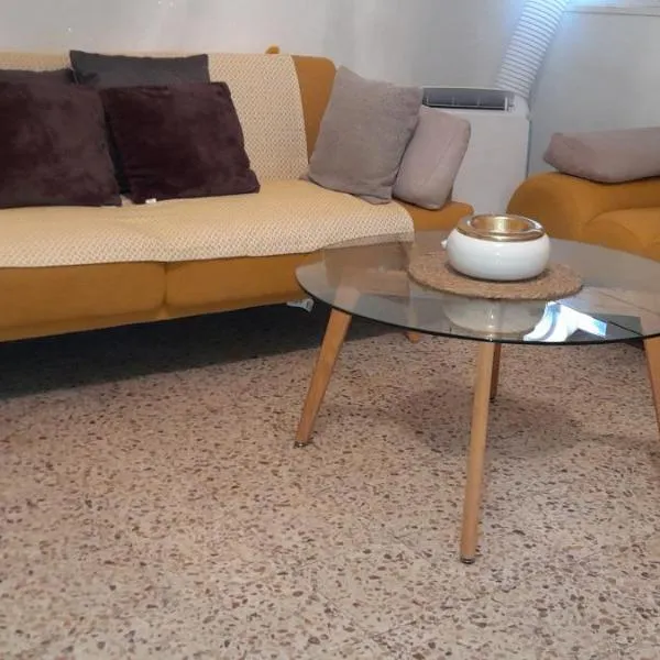 Provence Studio, hotel em Port-de-Bouc