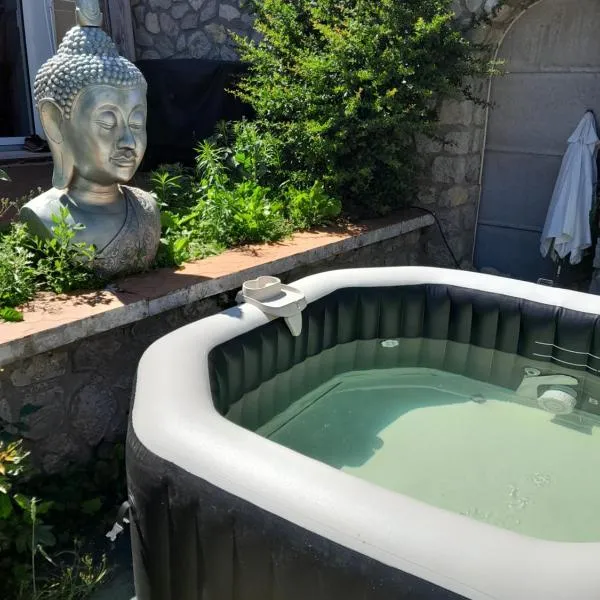 Les etapes chartraines parking wifi jaccuzi, hôtel à Chartres