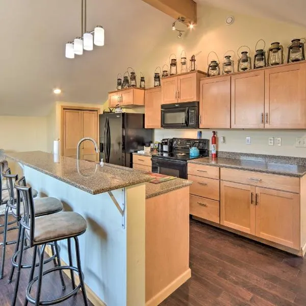 Duluth Studio with Sauna on Working Horse Farm!, hotel v destinaci Duluth