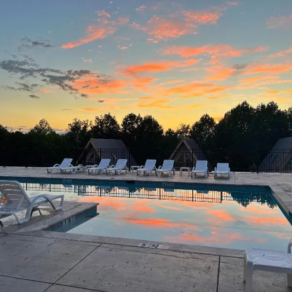 헨더슨빌에 위치한 호텔 SKYLARANNA Resort & SPA