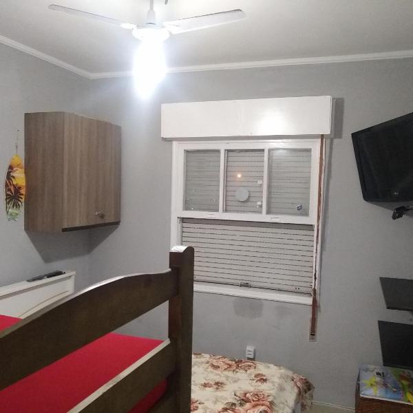 Apartamento Praia Grande Canto do Forte, a 200 metros da praia, a 2 minutos a pé até a Praia Com wi-fi e Ar condicionado - Foto 5