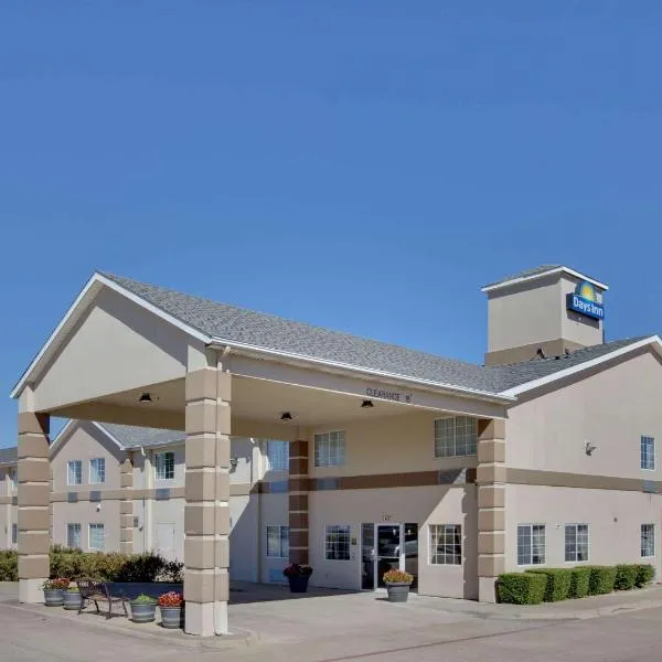 Days Inn by Wyndham Mesquite Rodeo TX, hotel in Mesquite