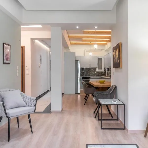 2 Bedroom condo with dream balcony, hotel in Athens