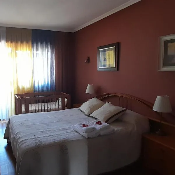 EL BALCÖN DE AVILÉS, acogedor con garaje en centro histórico,, hotel in Avilés