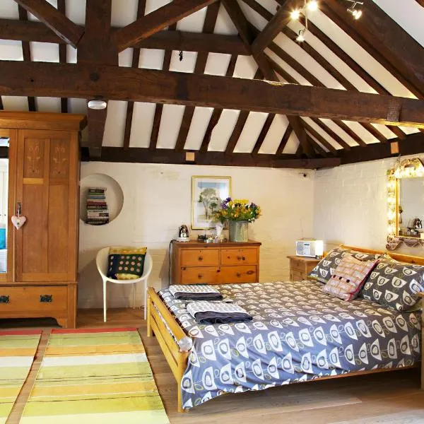 B&B at The Old Mill, hotel di Devizes