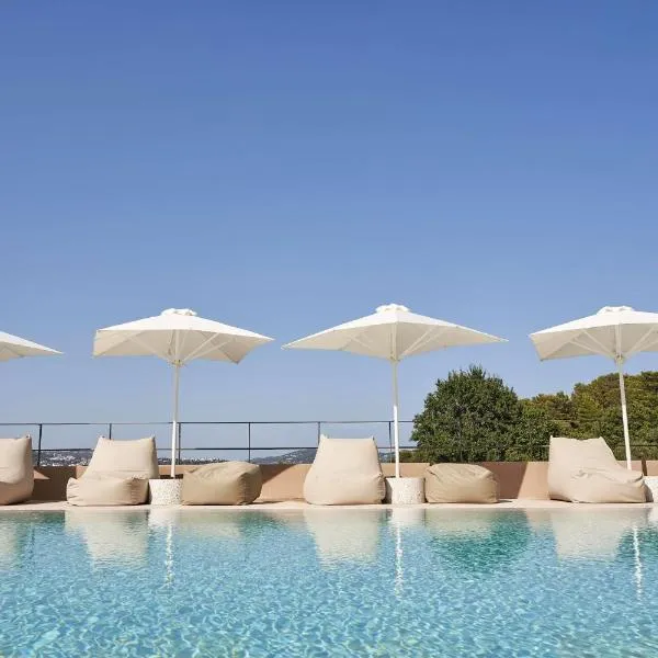 Radisson Resort Plaza Skiathos, hotel v destinaci Kanapitsa