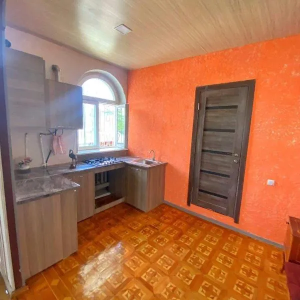 Guest House, ξενοδοχείο σε Sevan