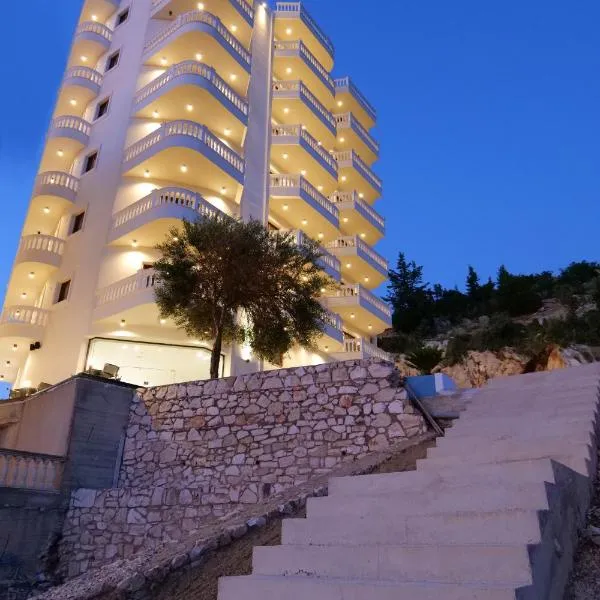 Sky Way SKK Luxury Apartments, hotel v destinaci Sarandë