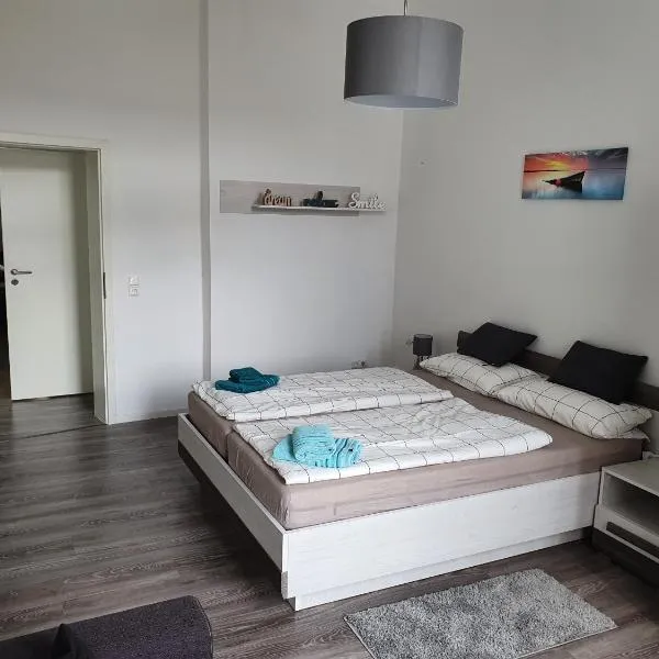 Alles NEU nach Komplettsanierung in direkter Nähe zum Südstrand, Hotel in Wilhelmshaven