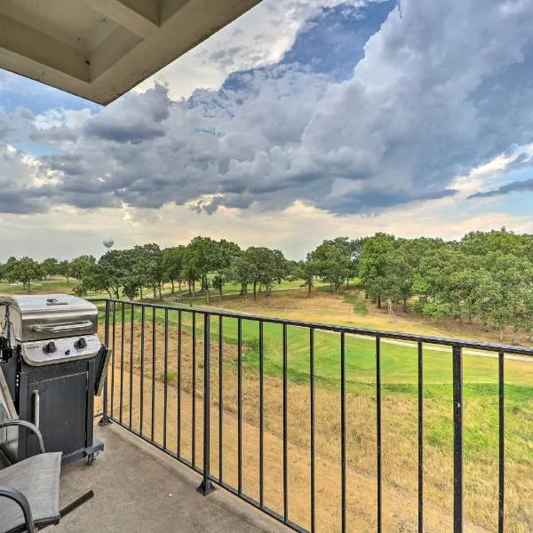 Golf Course and Lake Views Cozy Afton Condo!, Hotel in Afton