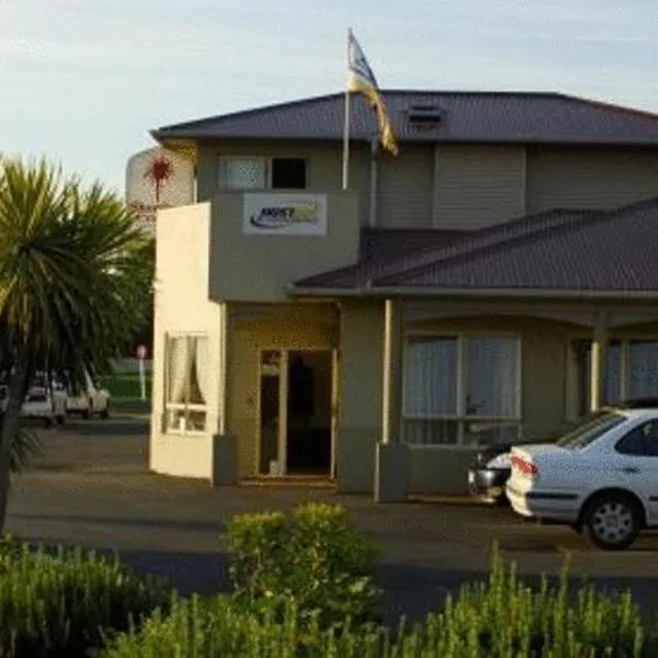 Shortland Court Motel, hotel in Tapu
