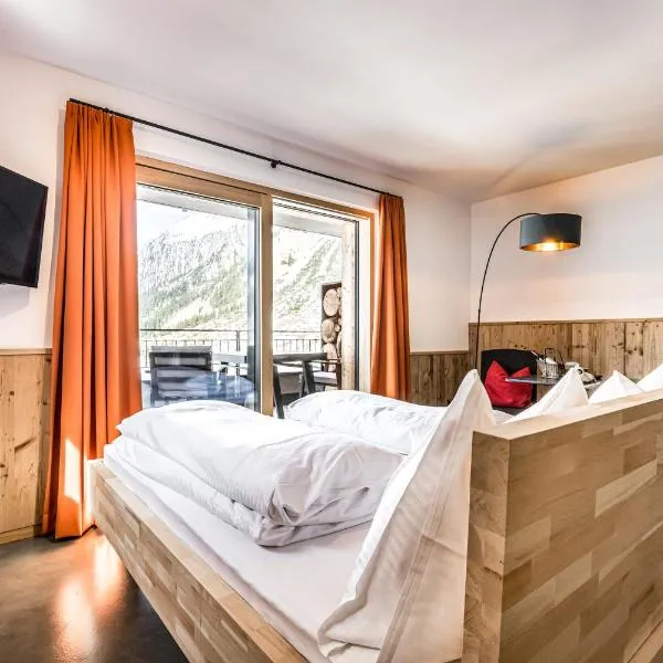 Mondschein Chalet, hotel in Stuben am Arlberg
