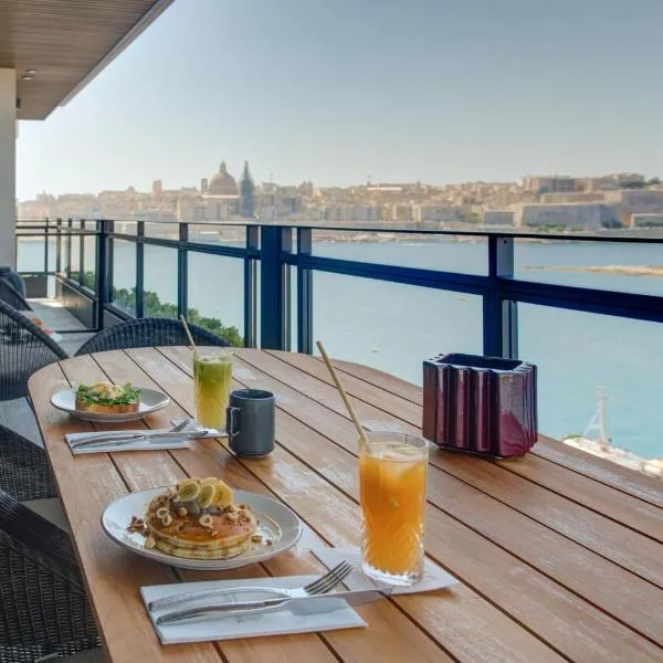 Land's End, Boutique Hotel, hotel in Sliema