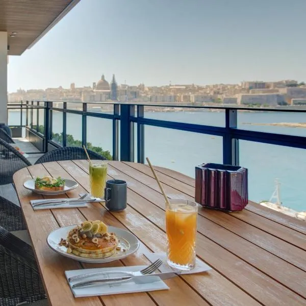 Land's End, Boutique Hotel, hotel en Sliema