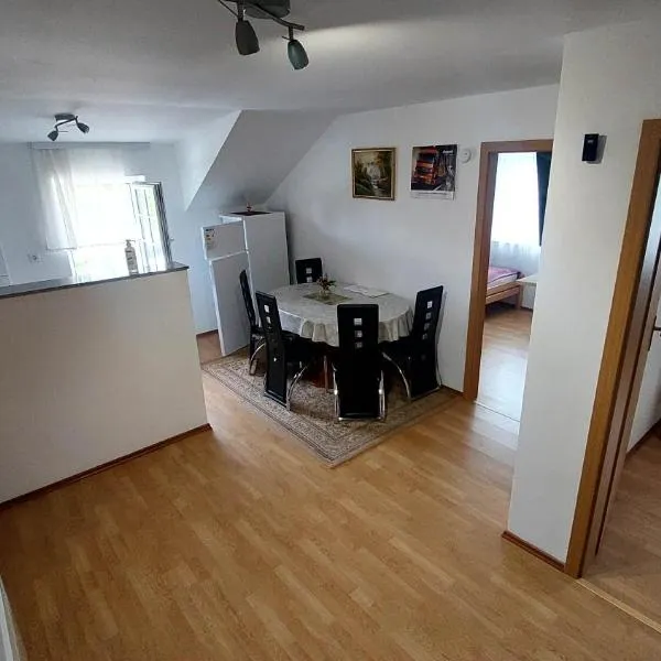 Apartma ASJA, hotel em Brezice