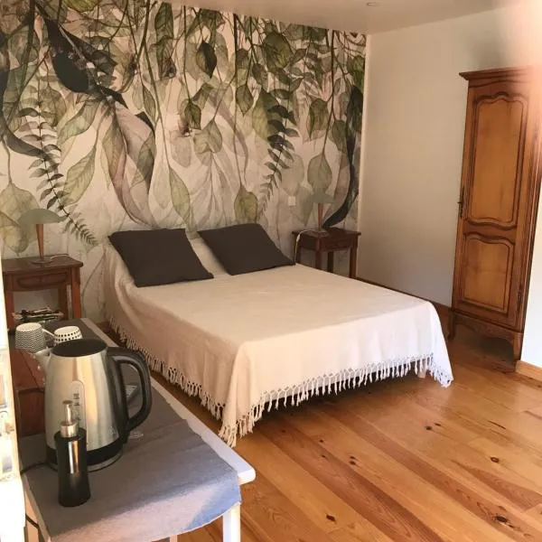 Chambre d'hôte aux Pivoines, hotel v destinaci Nistos
