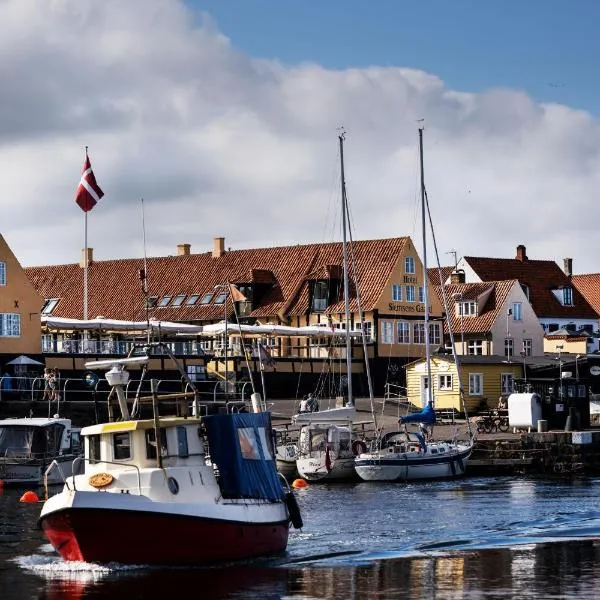 Hotel Siemsens Gaard, hotell i Svaneke