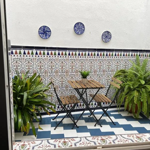 Las Parras House - ViviendaRural en Torredelcampo, hotel in Torre del Campo