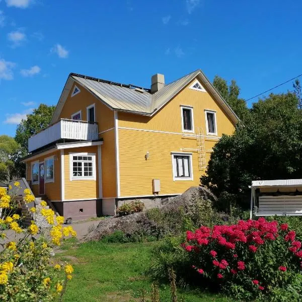 Guesthouse Lokinlaulu, hotell i Korkeakoski