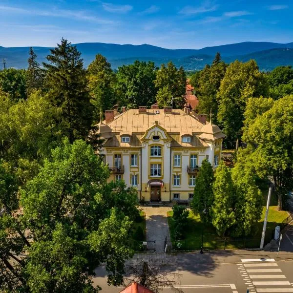 Hotel Bella, hotel in Siedlęcin