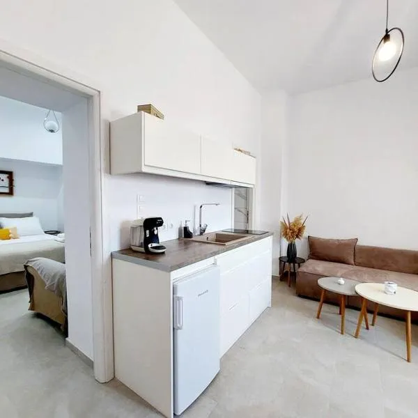 LOR apparemment in center of Adamas, hotel v destinaci Adamas