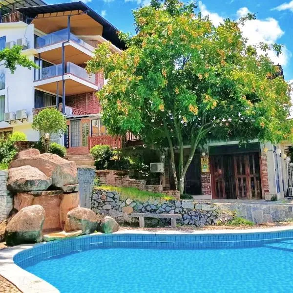 Riverside Retreat Hotel-Ancient style Chinese Scenic and scenic โรงแรมในหยางซั่ว