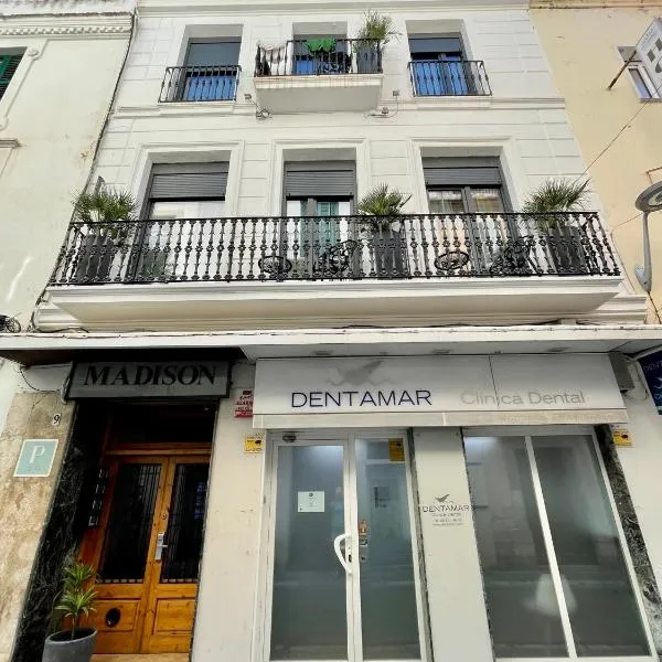Madison Rooms, hotel v destinaci Sitges