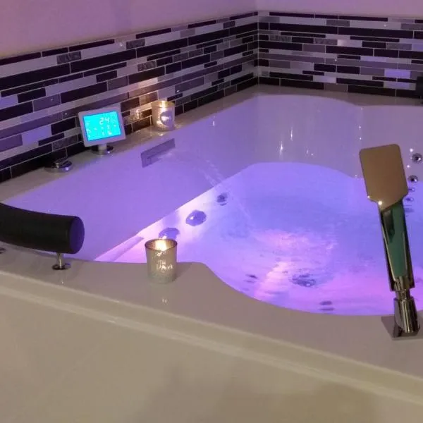 L'instant spa et sa terrasse privative、サン・フロランタンのホテル